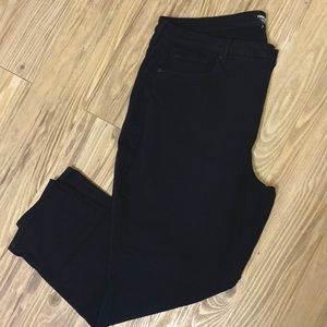 NYDJ Curves 360 Plus Jeans • Size 20 • Black • Stretchy • Pockets • Like New